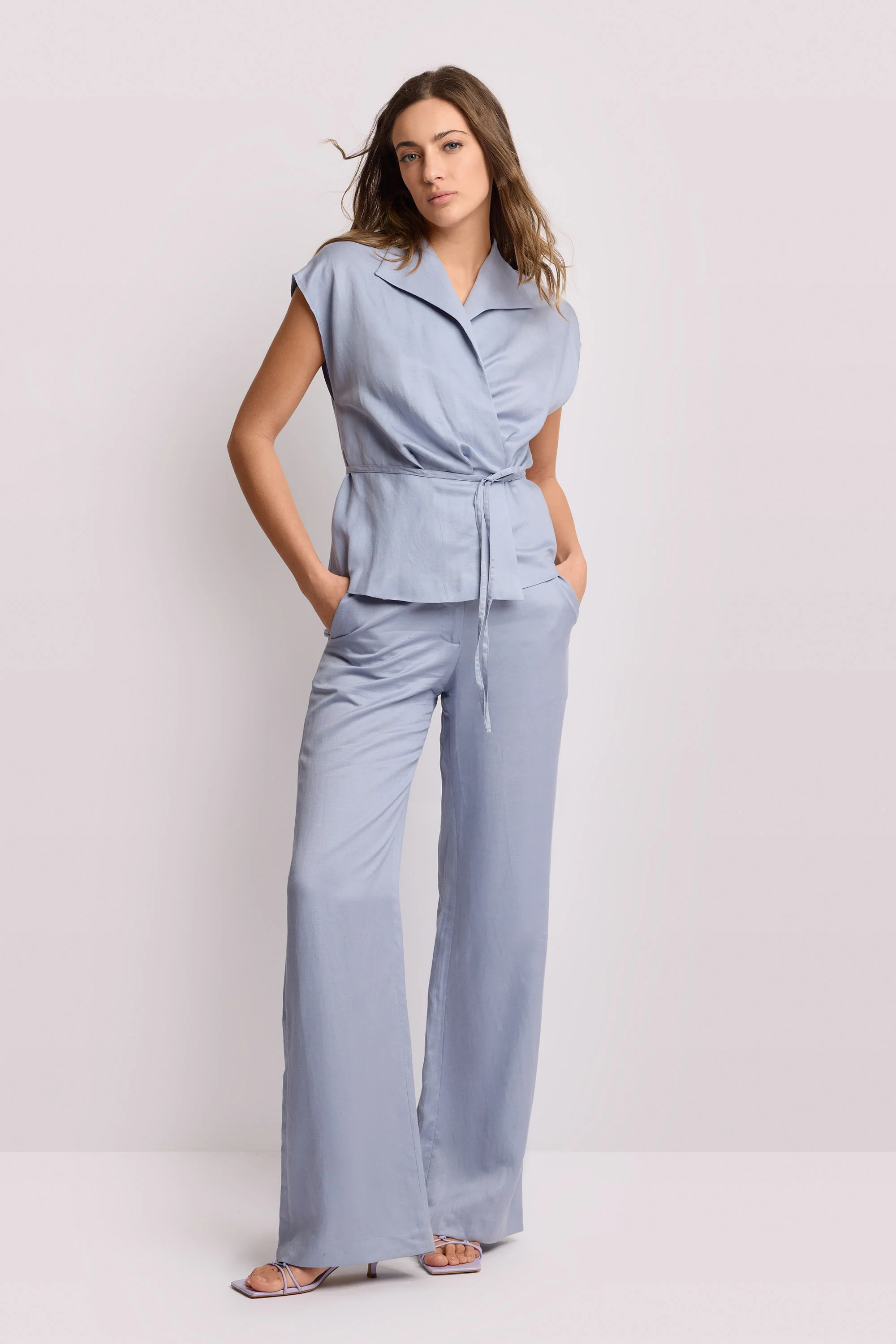 Blusa con colletto a punta - BLUSA DOMMA - Image 2
