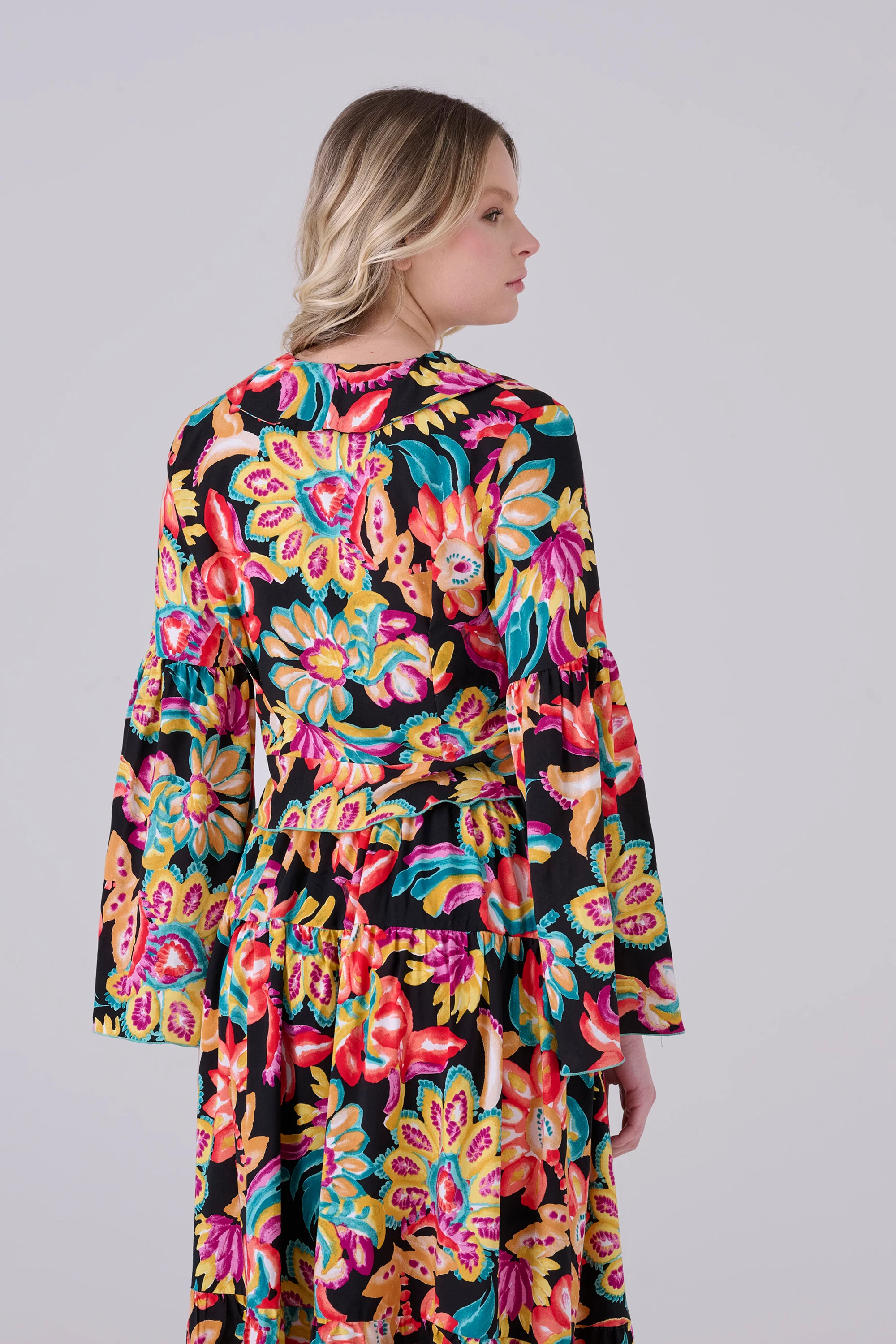 Blusa crop floreale - Blusa OLIVANAX - Image 4