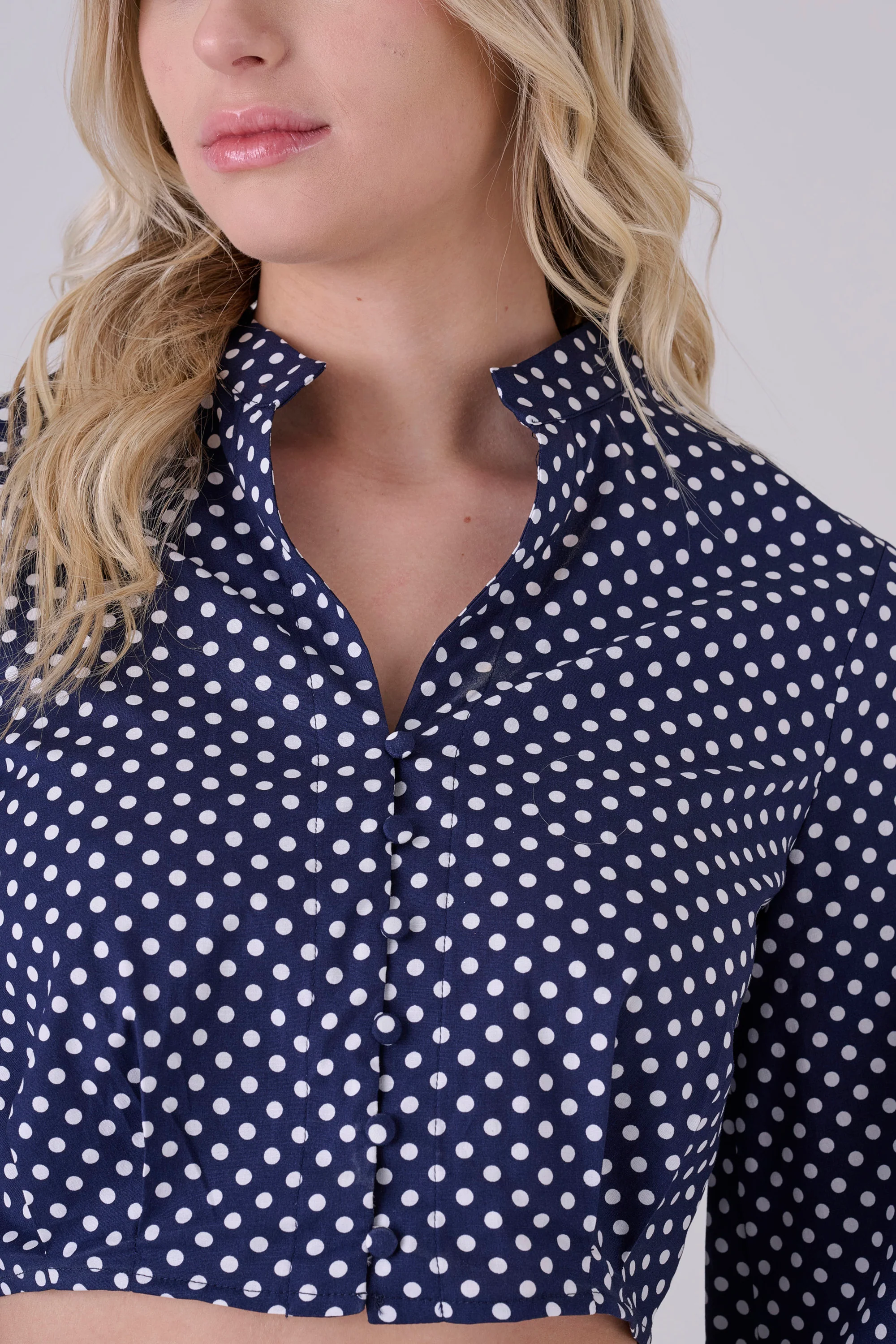 Blusa crop pois - BLUSA A POIS GAYSAX - Image 3
