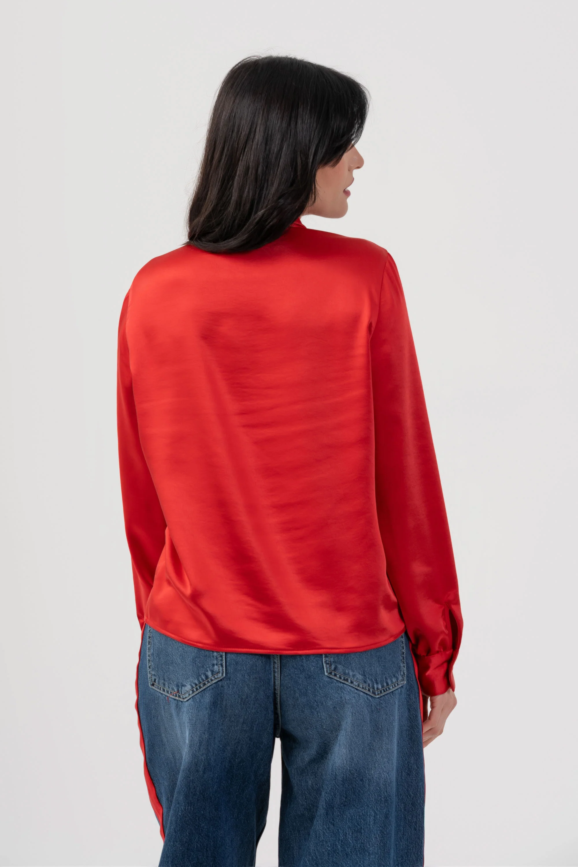 Blusa elegante con fiocco al collo - BLUSA CUORIX - Image 3