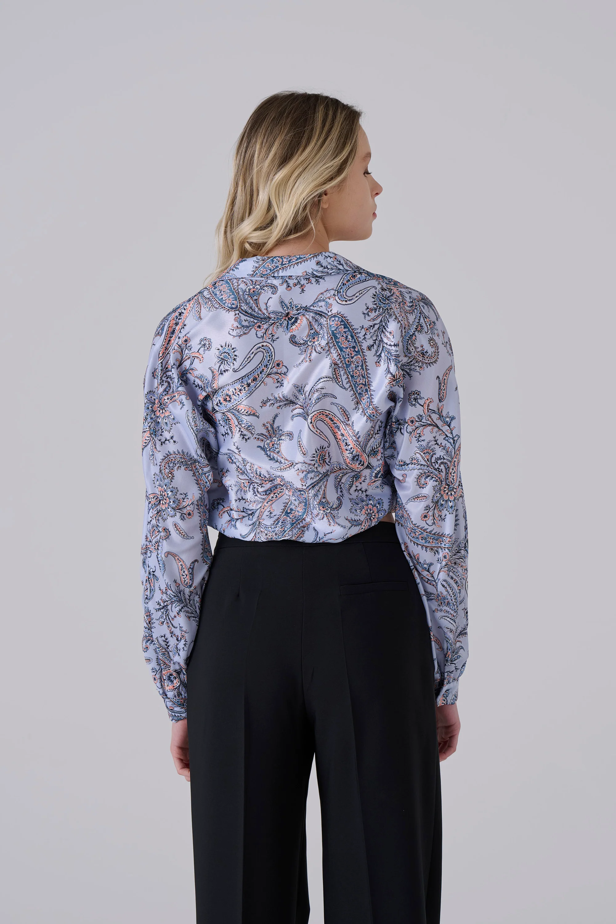 Blusa fantasia a portafoglio - BLUSA A FANTASIA ANTUSAX - Image 4