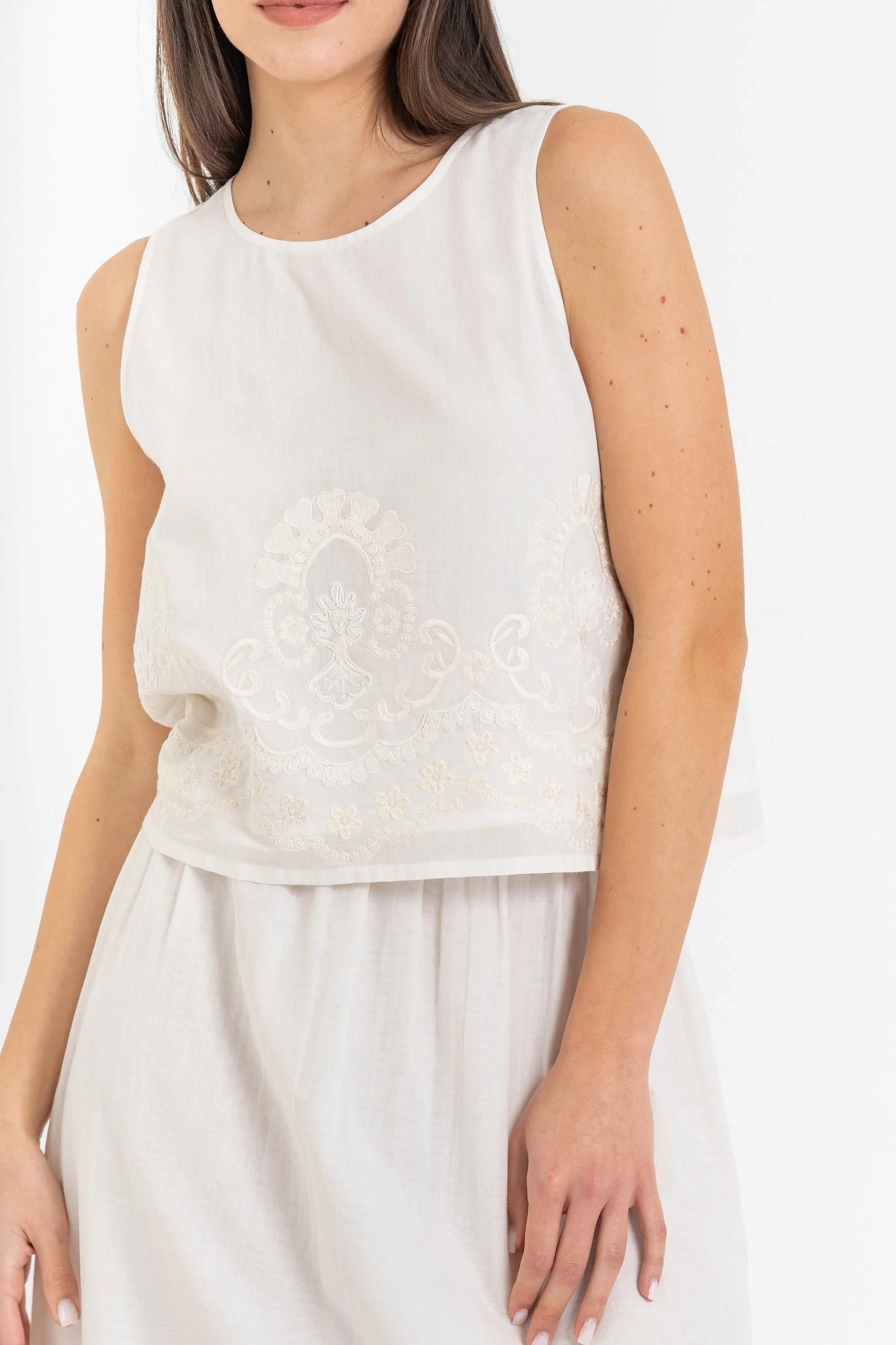 Blusa in puro cotone senza maniche con ricamo floreale - Blusa JOLEX - Image 3