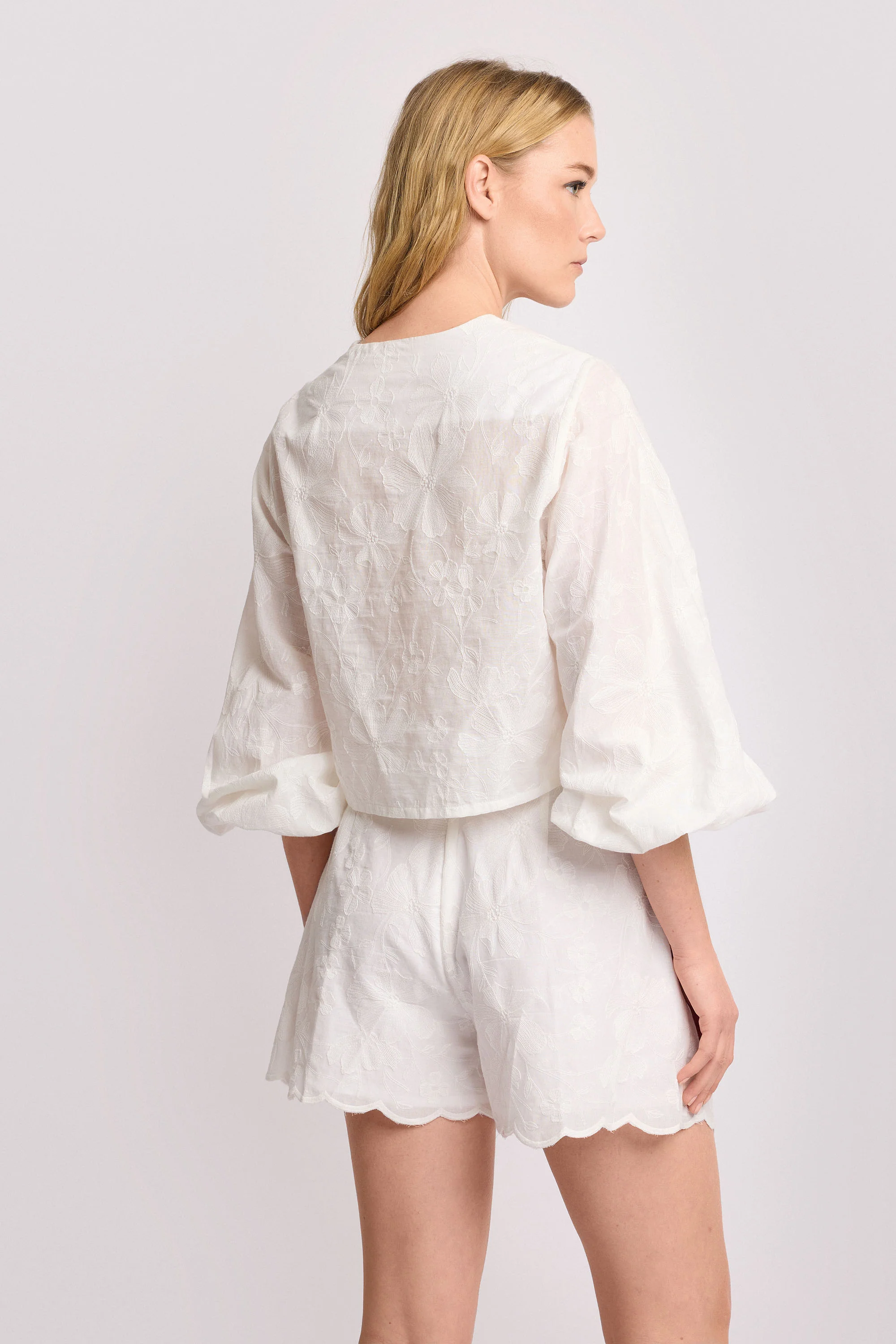Blusa ricamata in puro cotone - BLUSA NORGE - Image 3