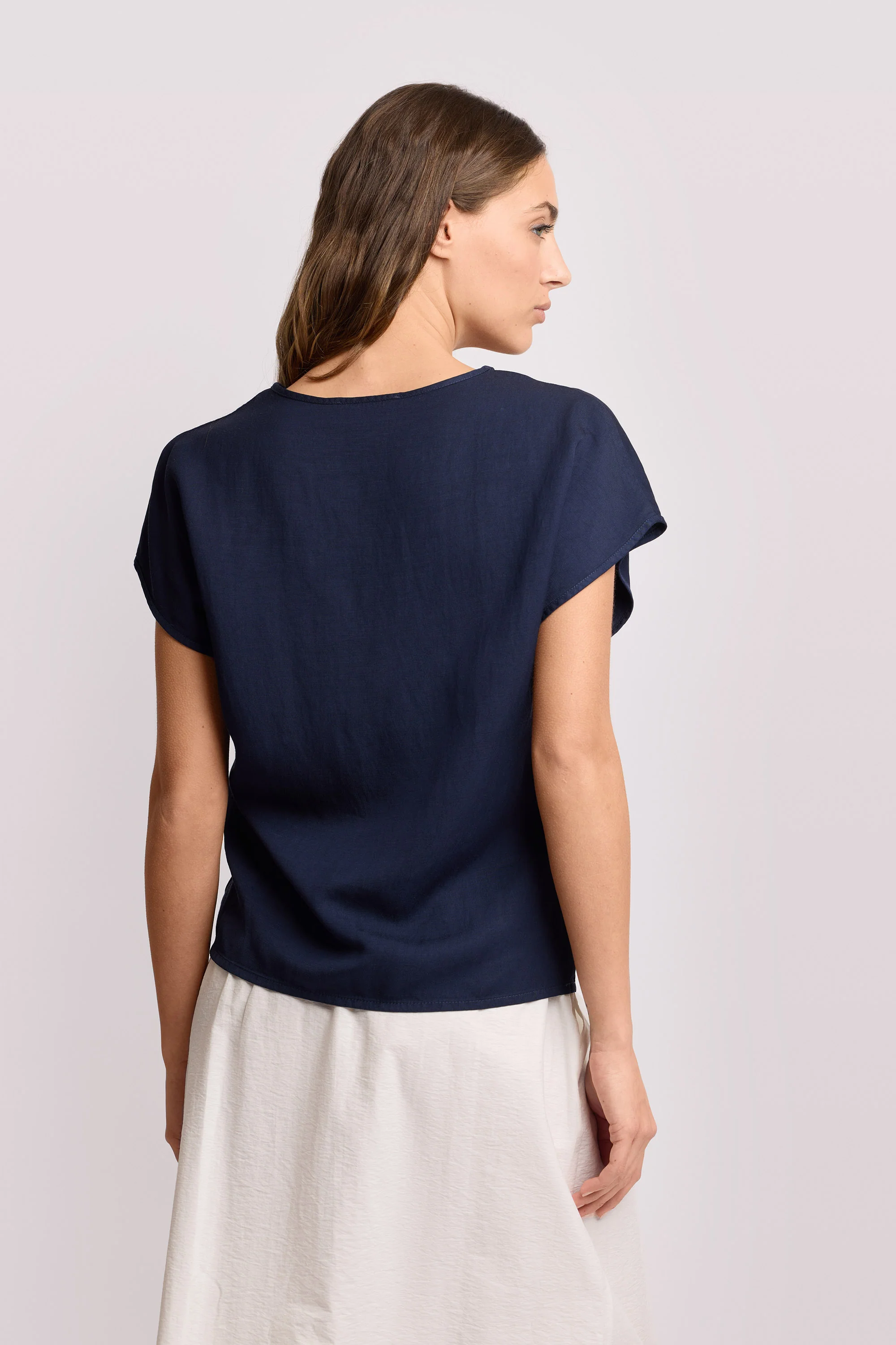 Blusa con scollo a V - Blusa JUTA - Image 3