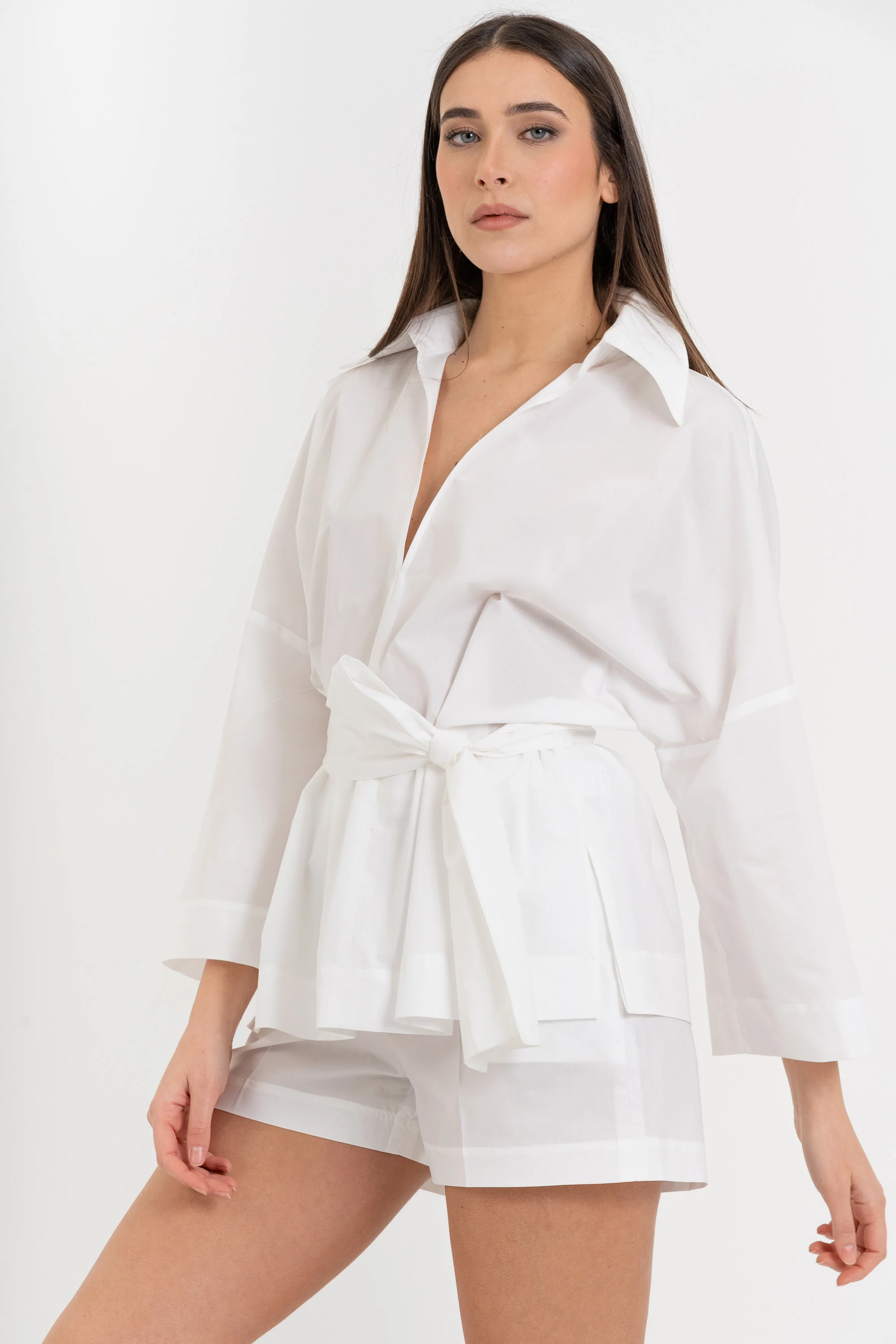 Camicia da donna in cotone con scollo a V e cintura - Camicia HULAYX - Image 3