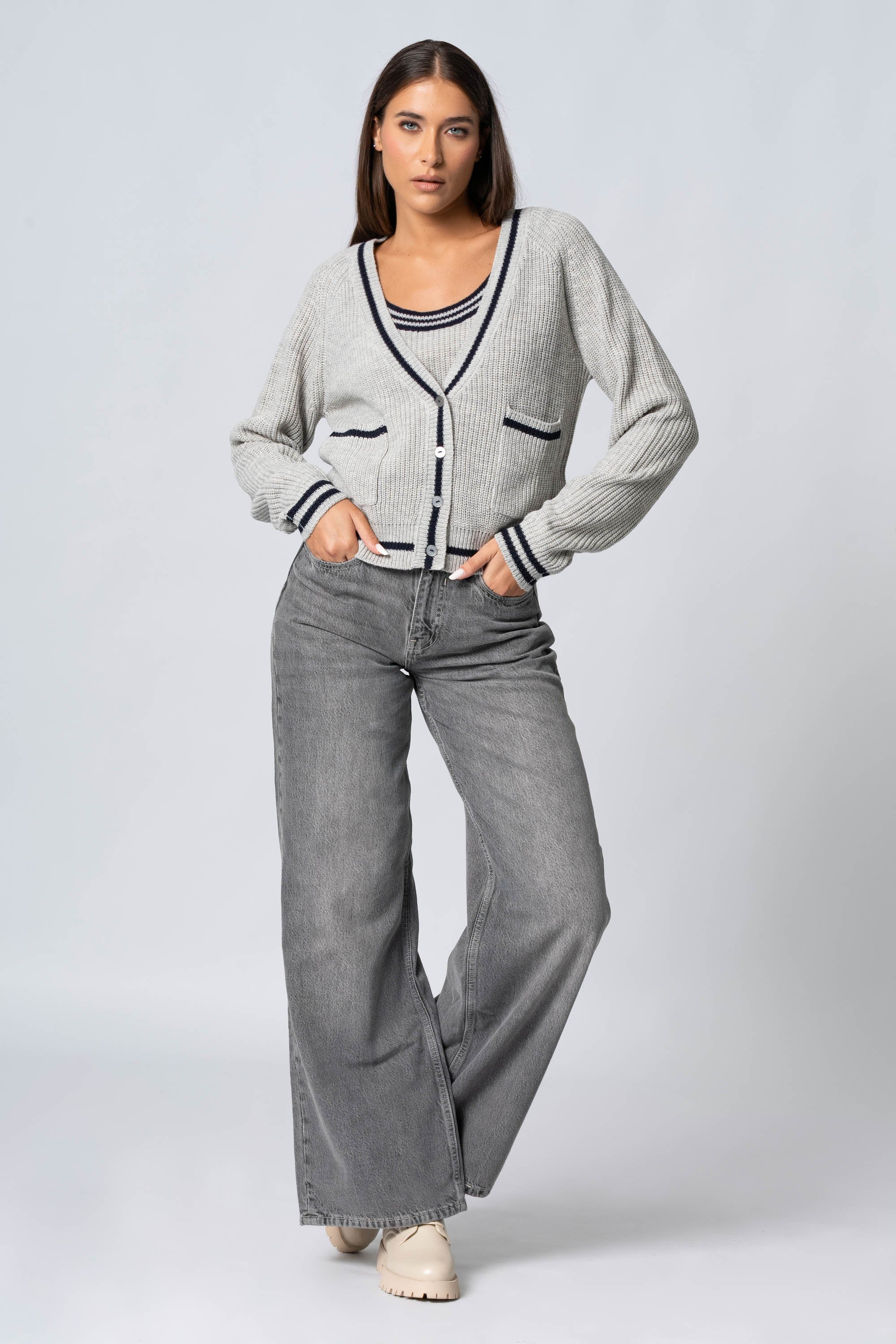 Cardigan con profili a contrasto - Maglia Cardigan M/L POETAX - Image 2