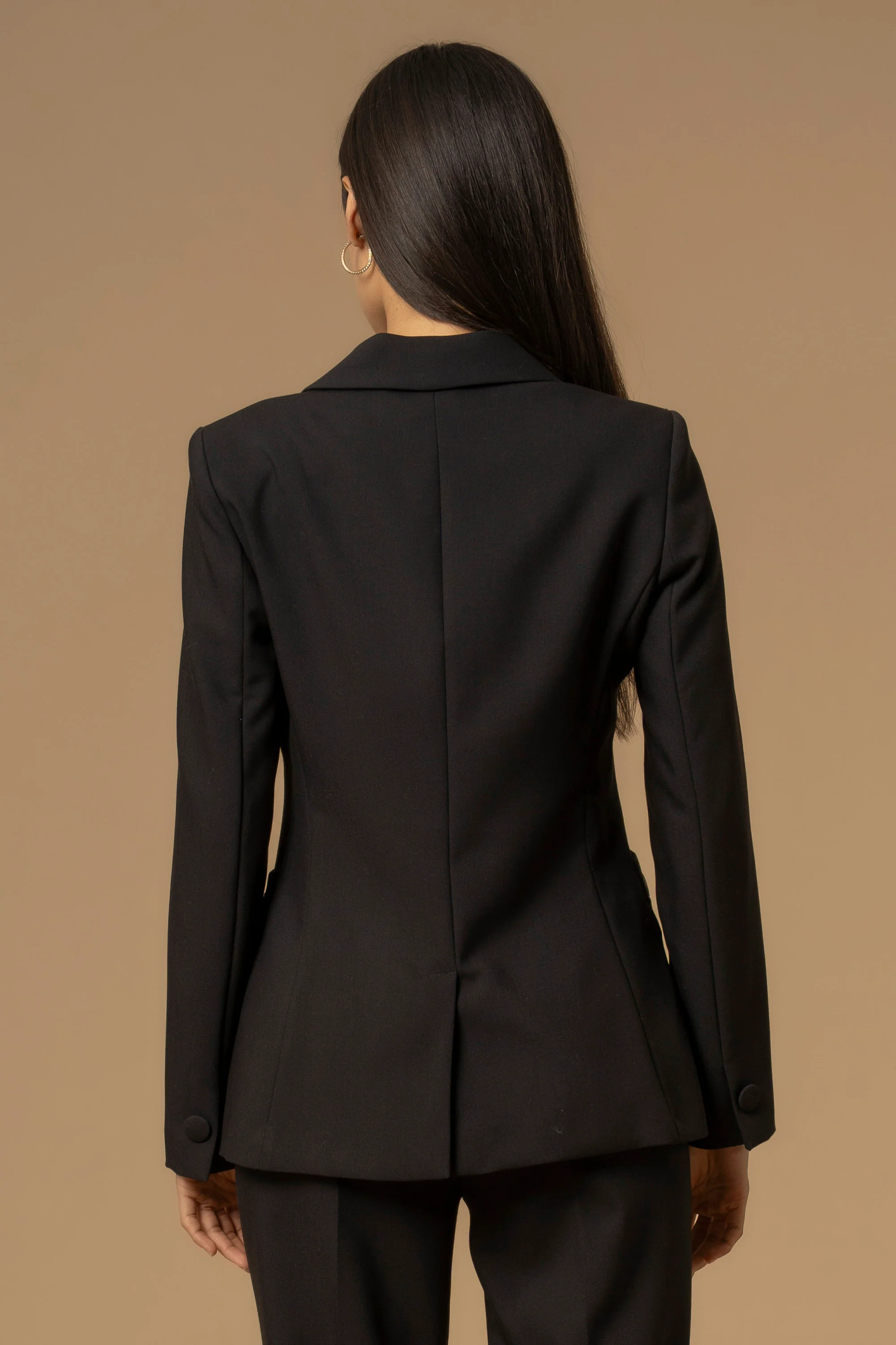 Giacca doppiopetto design aderente - Giacca Cora - Image 4