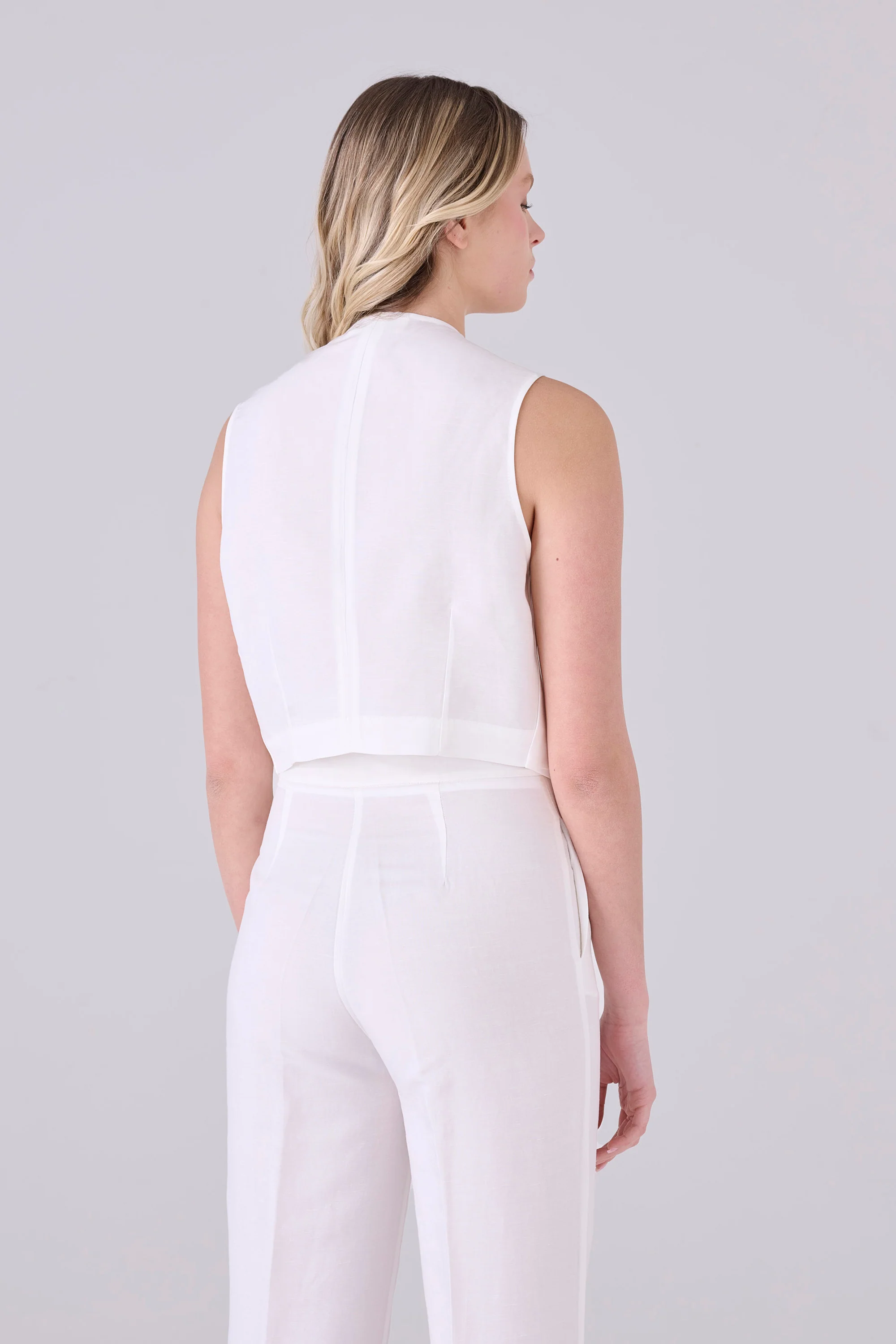 Gilet lino due bottoni - GILET MELORYX - Image 6