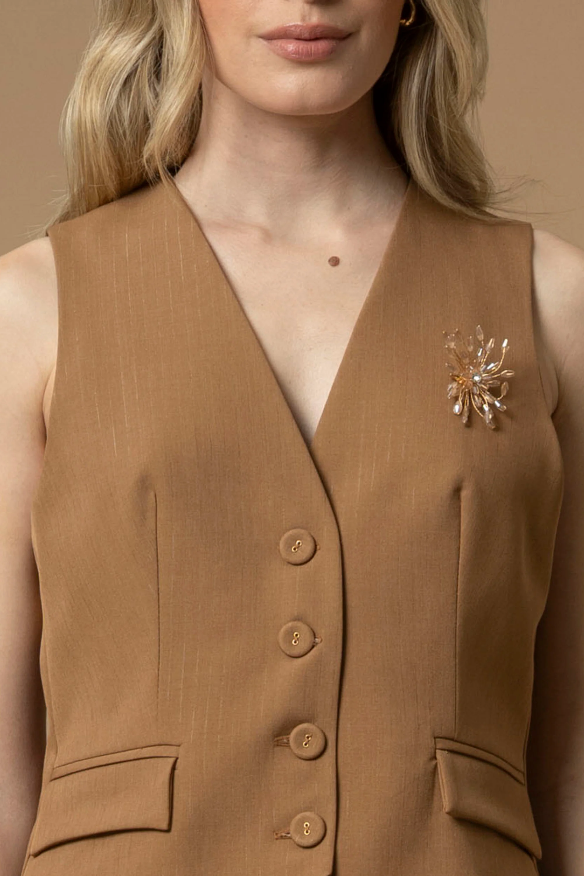Gilet con spilla - Gilet Elita - Image 3