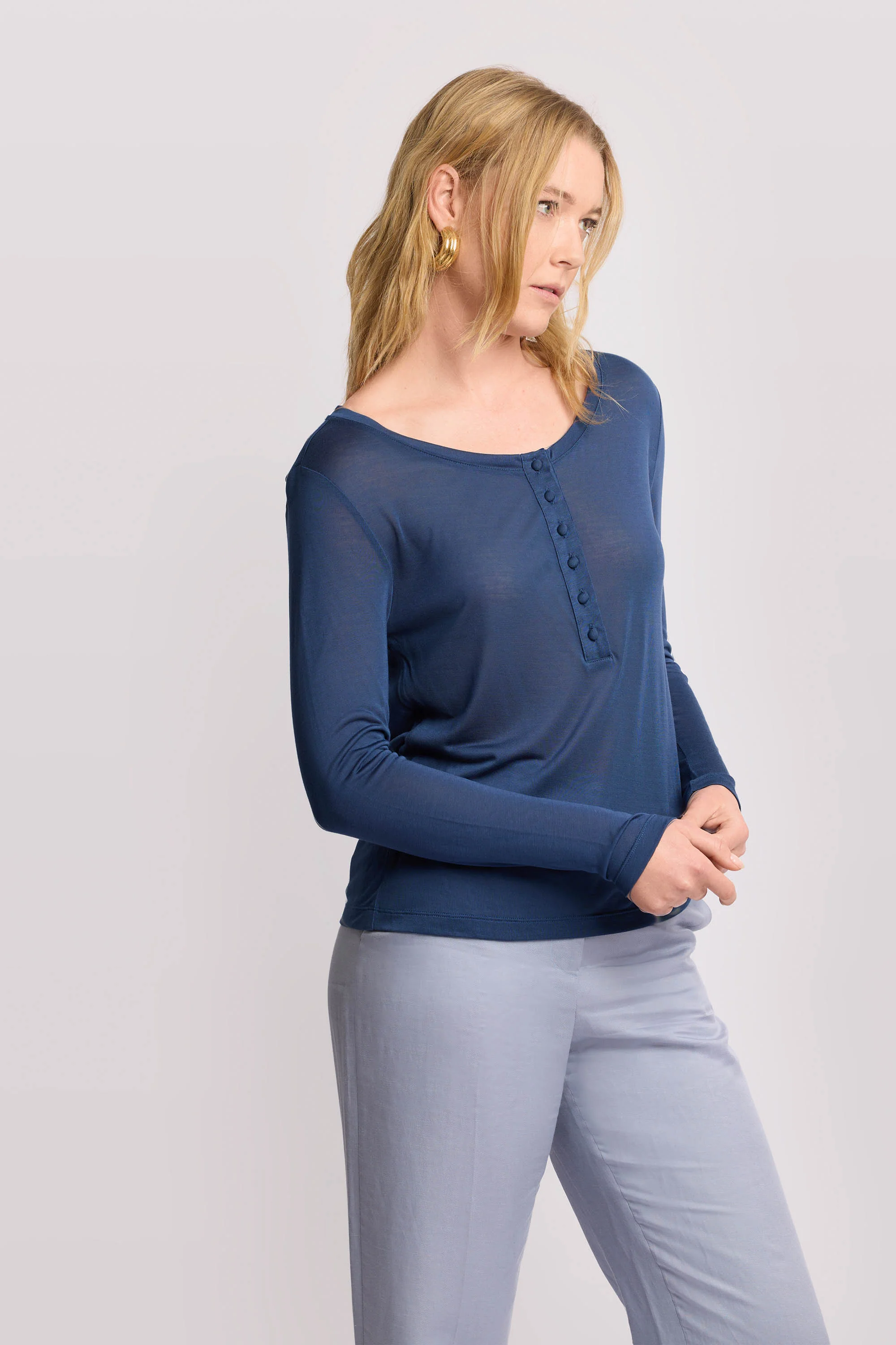 Maglia minimal con bottoni - T-SHIRT M/L FLORENTIN - Image 4