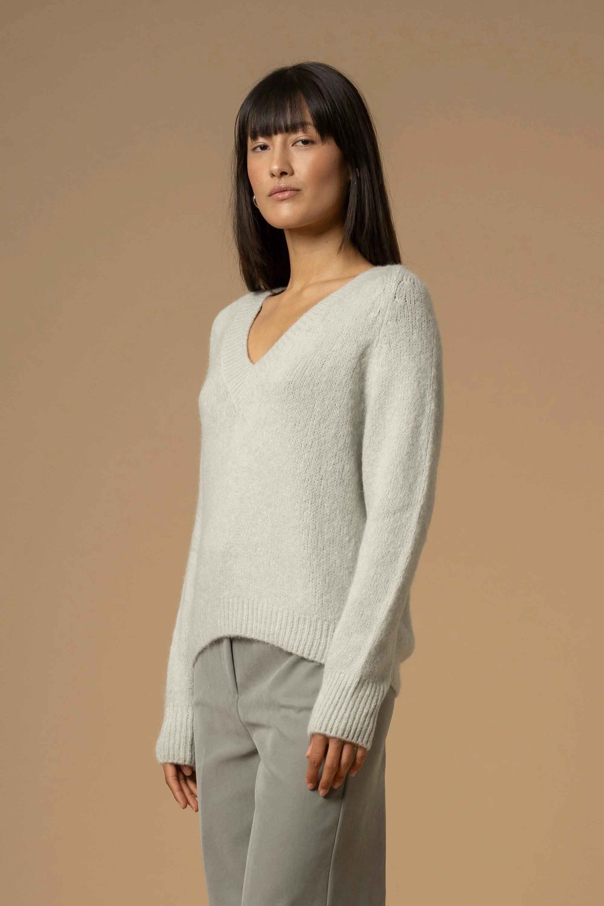 Maglia minimal scollo a V - Maglia M/L Poldo - Image 3