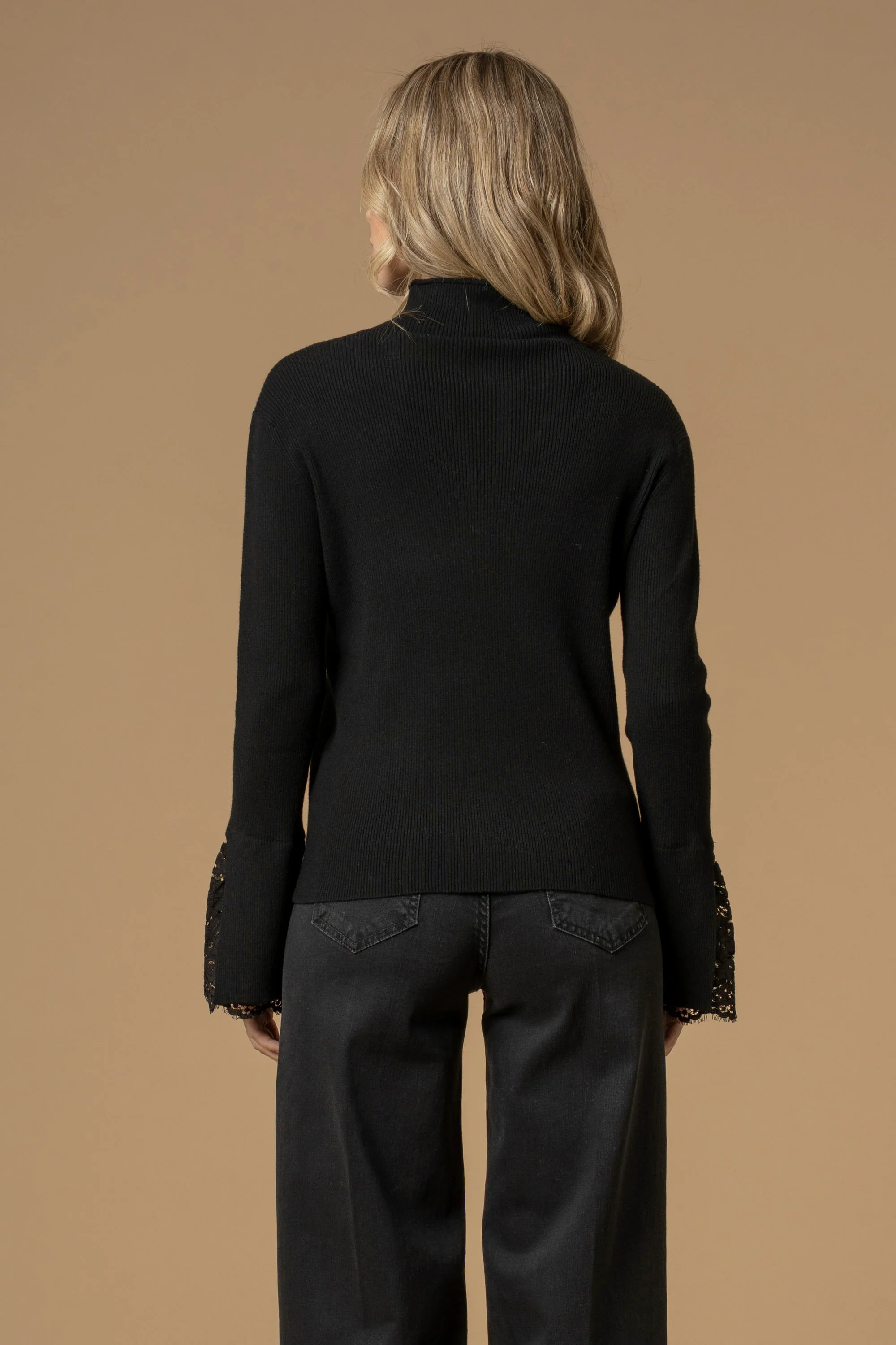 Maglia con polsini in pizzo - Maglia M/L Clarenna - Image 9