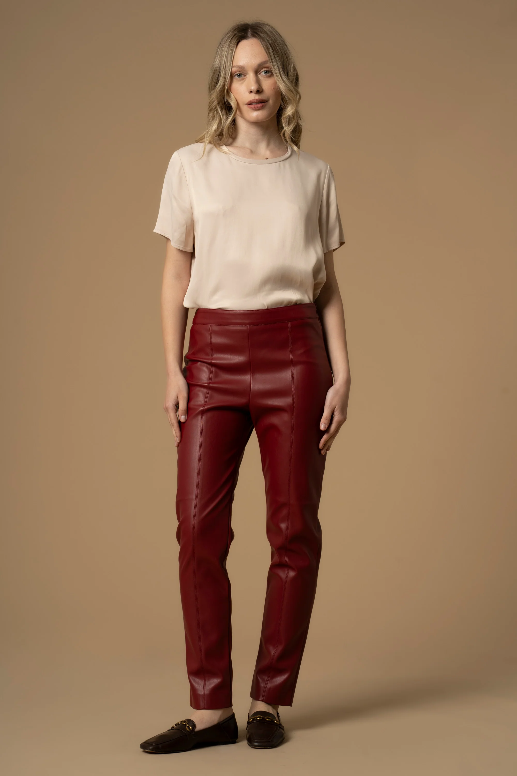 Pantaloni dritti in ecopelle - Pantaloni Maren - Image 2