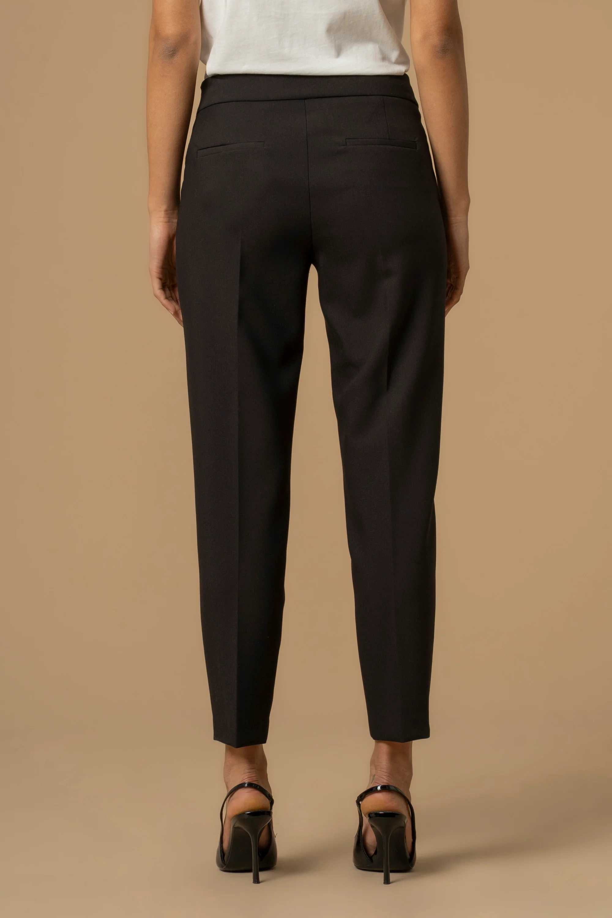 Pantaloni flare stile minimal - Pantaloni Amalio - Image 7