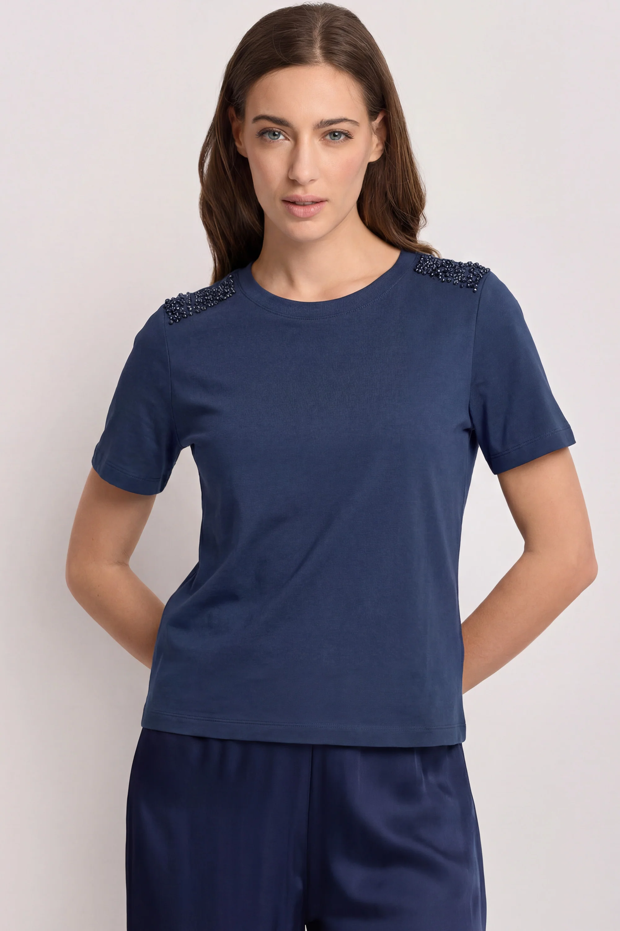 T-shirt con applicazioni gioiello - T-SHIRT M/M MARIACRISTINA - Image 5