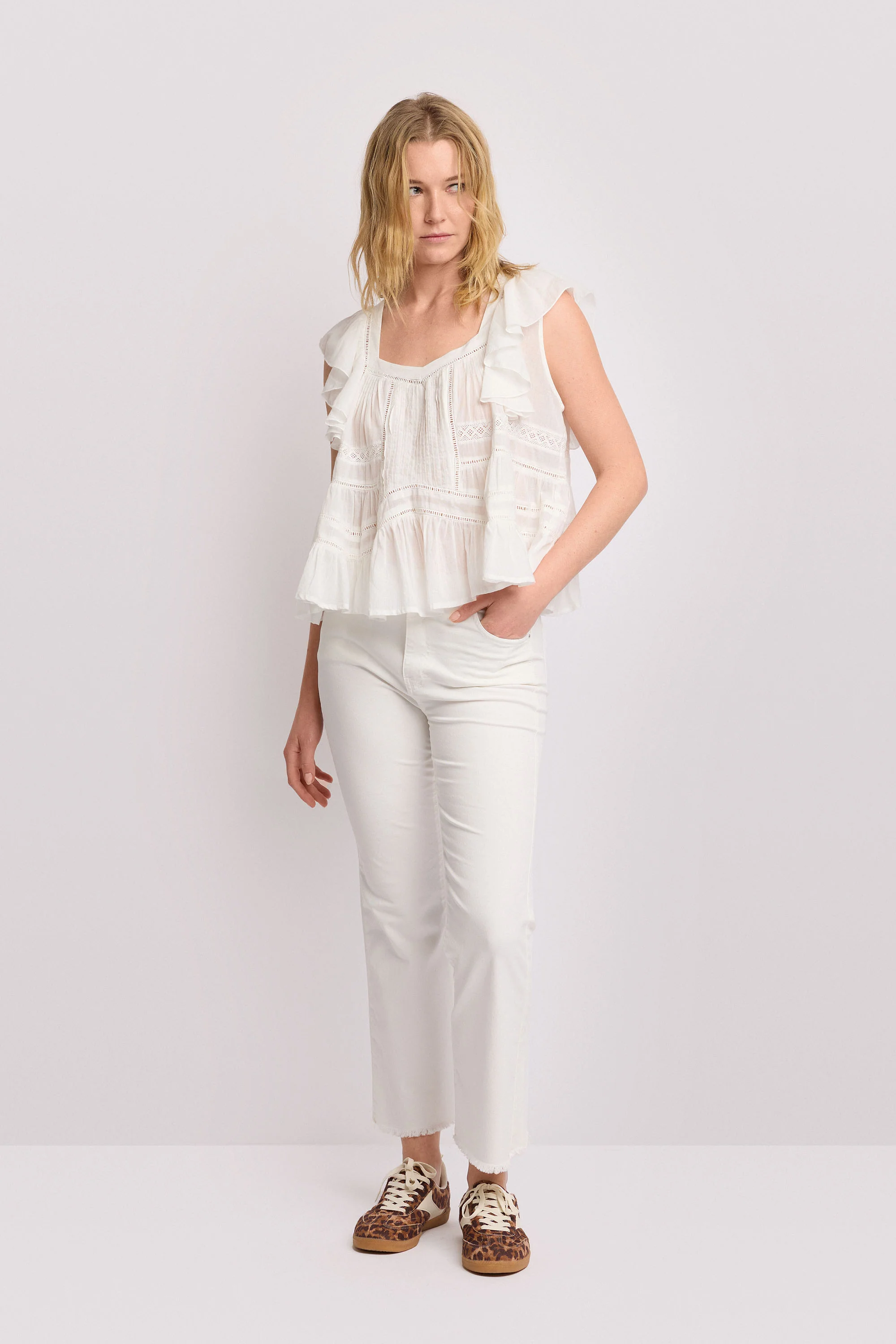 Top con balze e inserti in pizzo - BLUSA MAURY - Image 2
