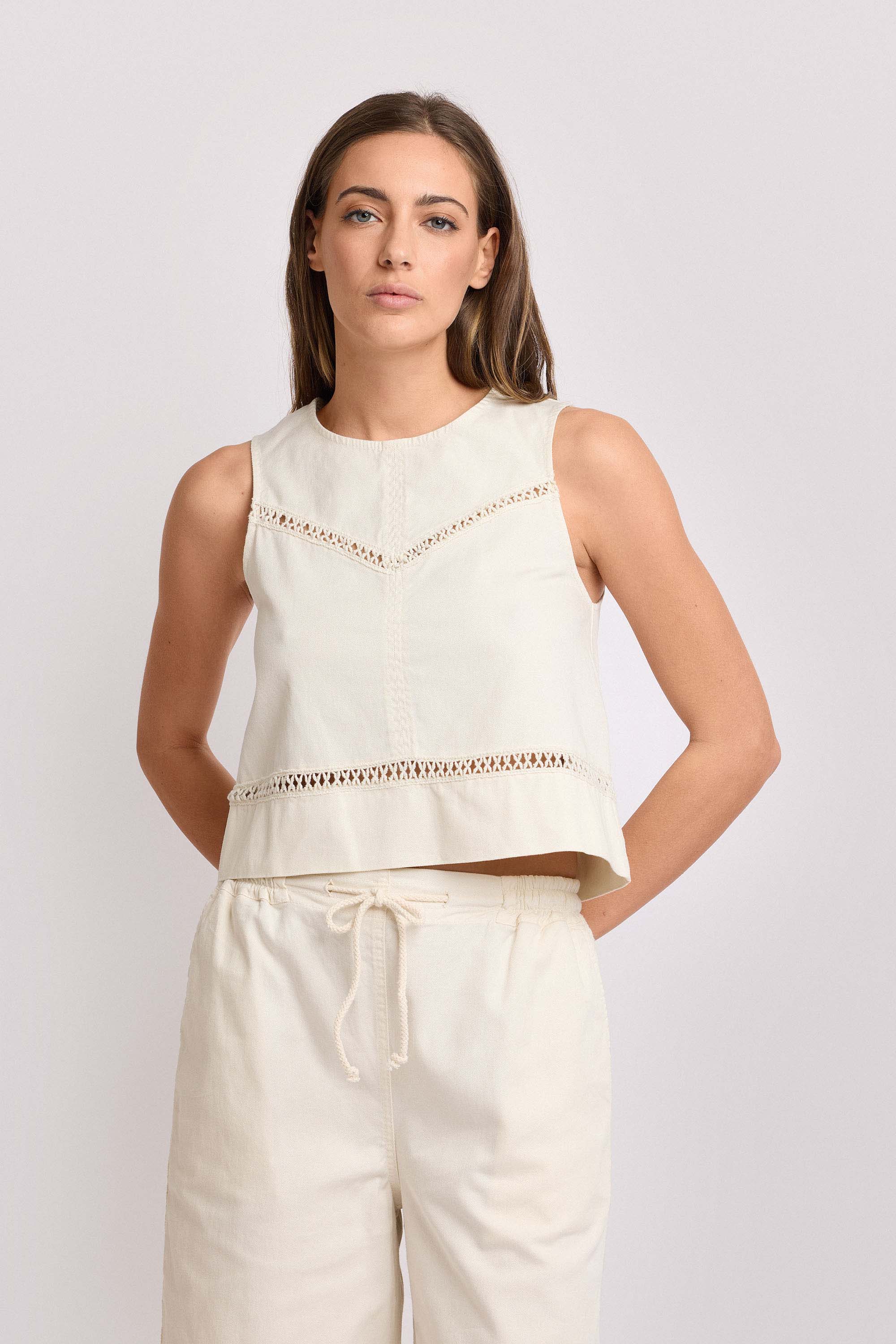 Top cropped con inserti traforati - Top MALBAN