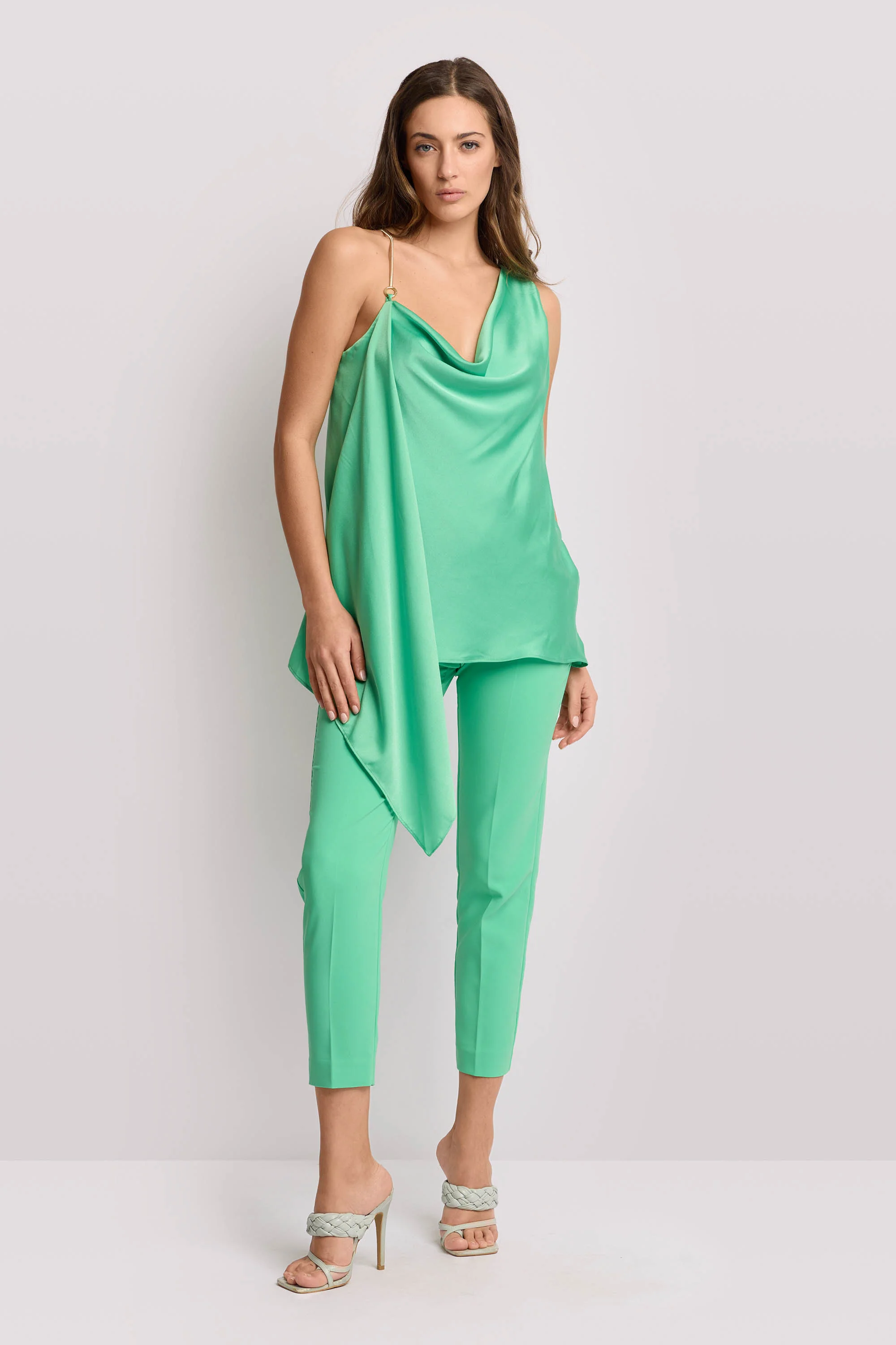 Top elegante con spallina gioiello - Top MIROPE - Image 2