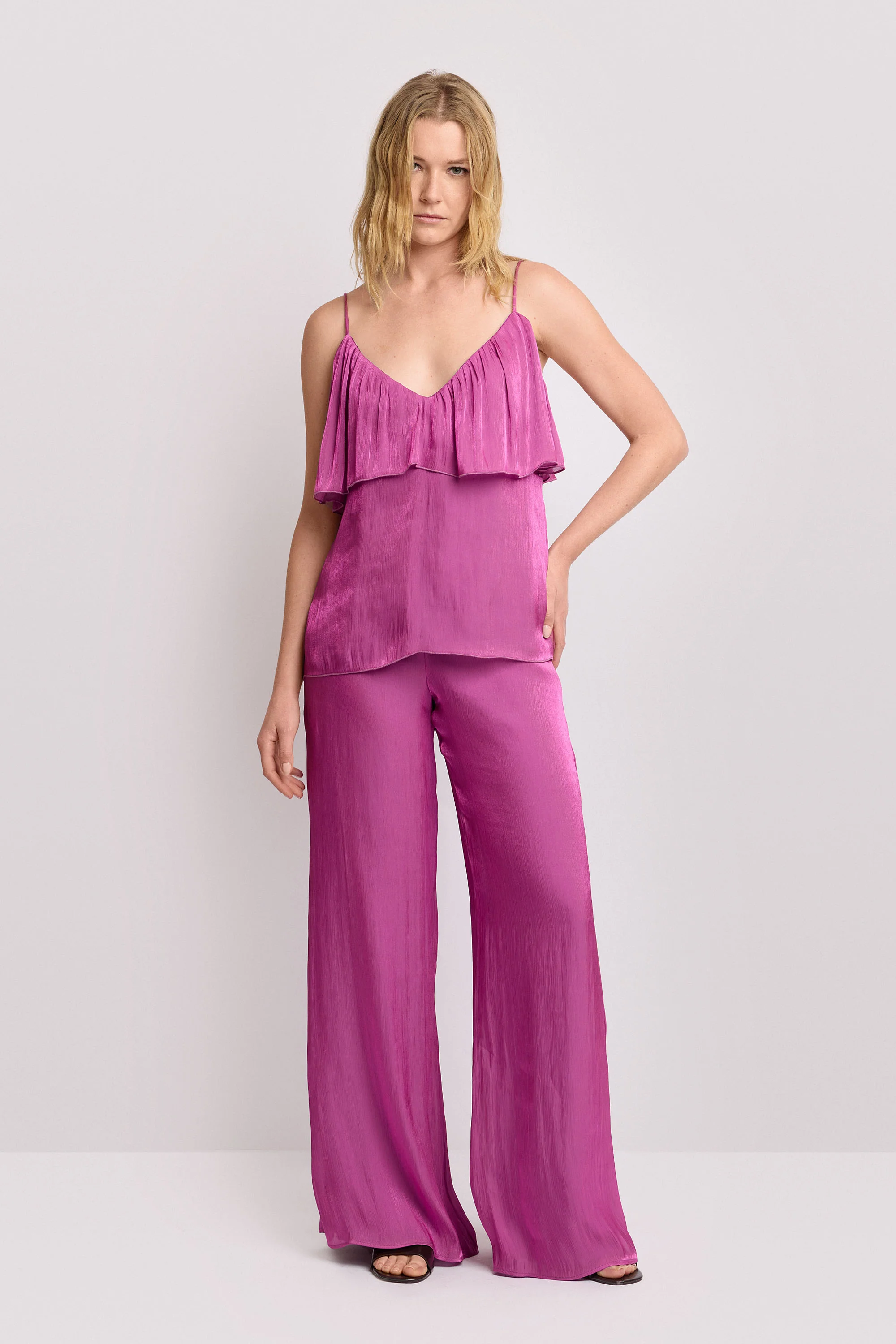 Top con maxi volant - Top INOCENTIA - Image 2