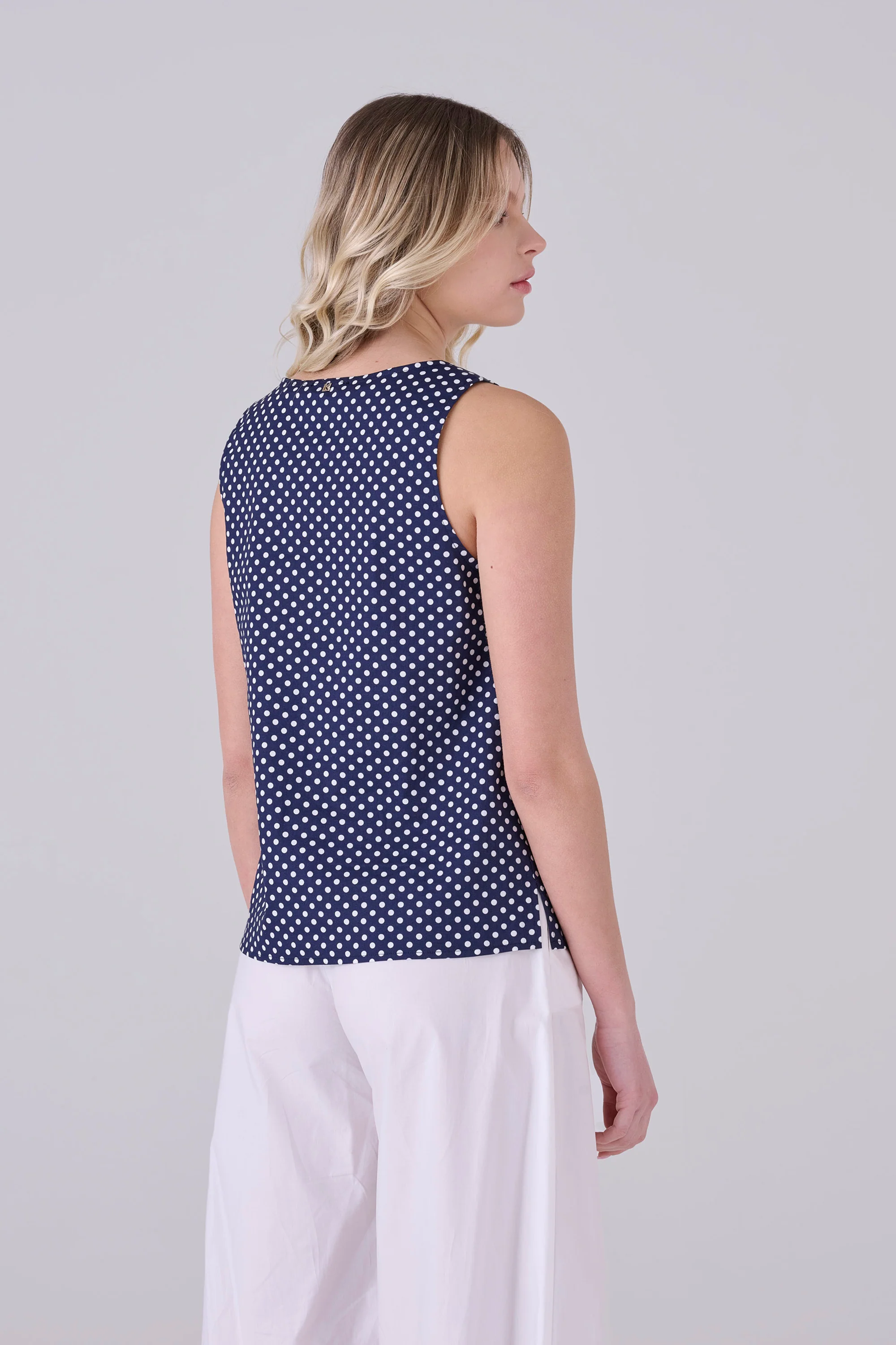 Top a pois con bottoni - TOP A POIS DELBAX - Image 4