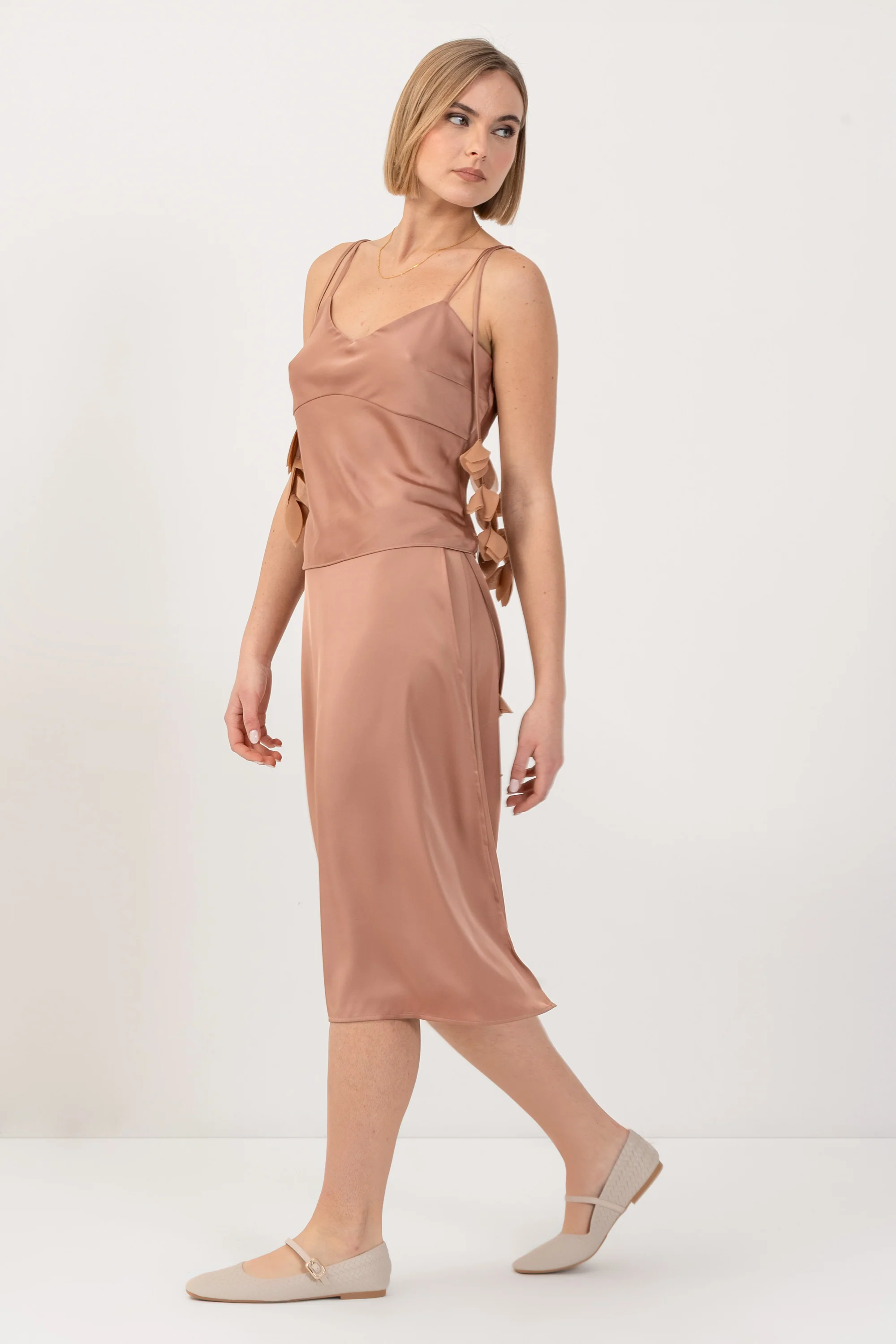 Top con spalline e dettagli floreali - TOP KUIRONX - Image 6