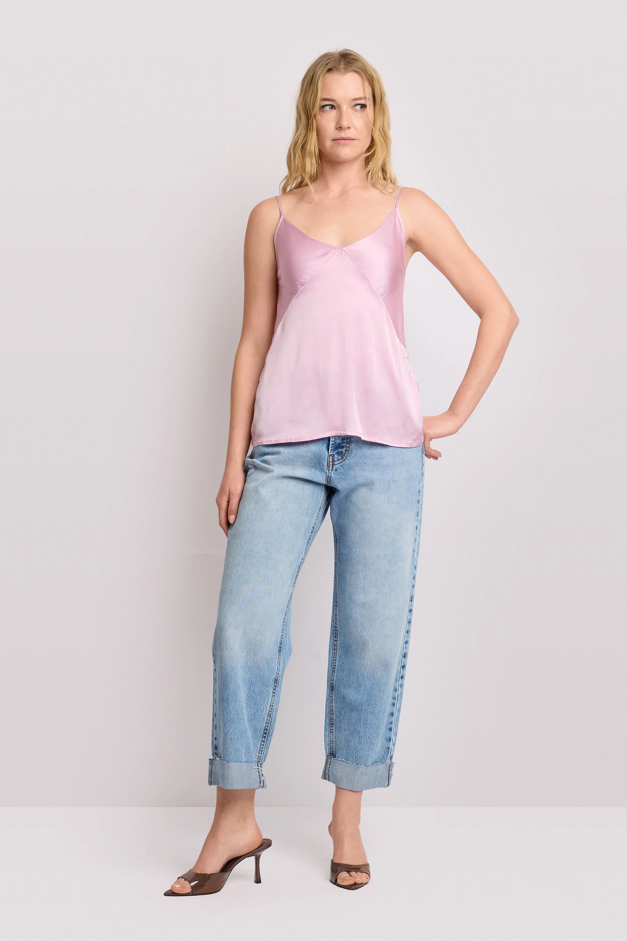Top viscosa con spalline sottili - TOP KASDOA - Image 2